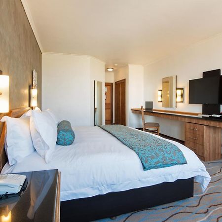 The Centurion Hotel エクステリア 写真
