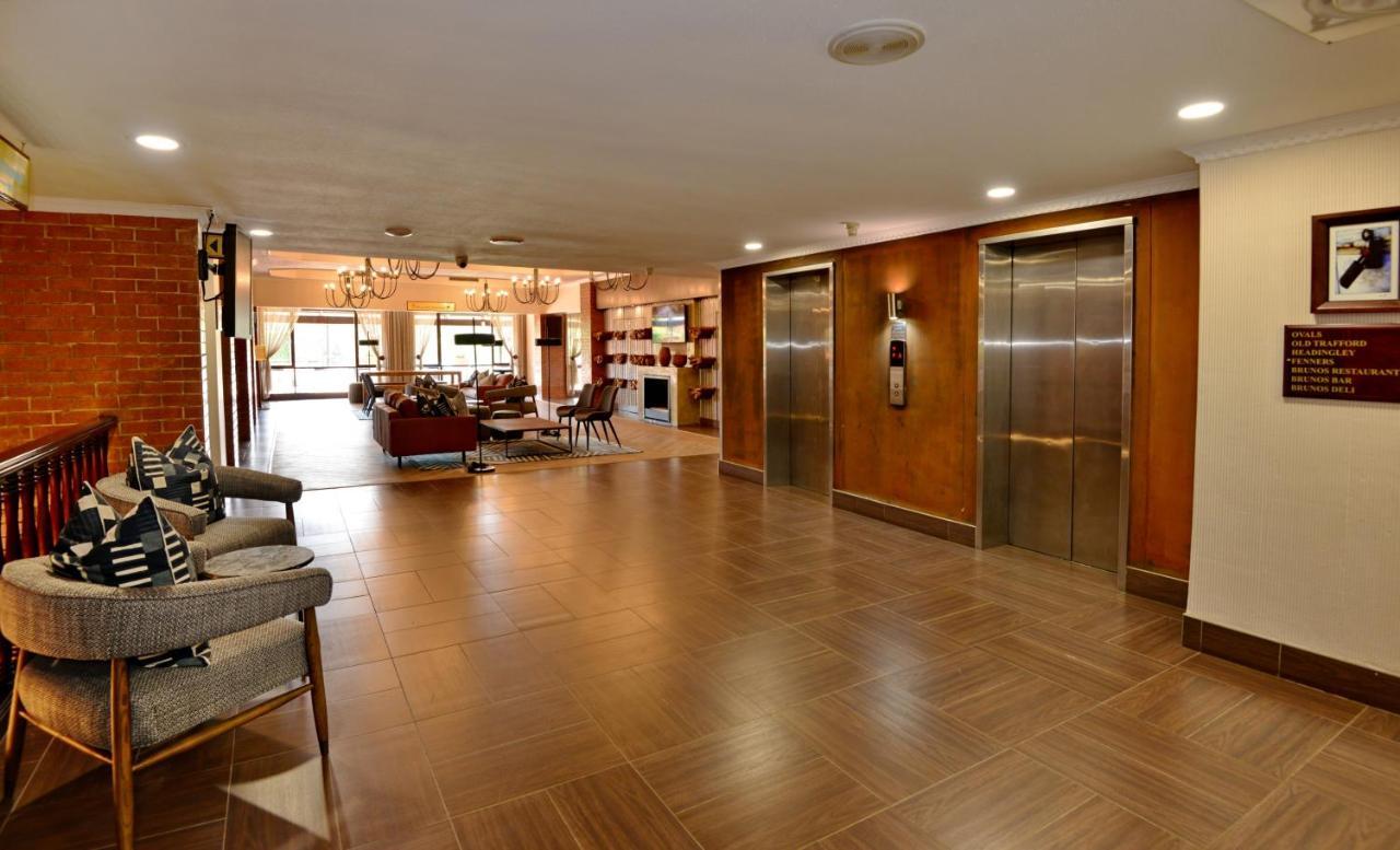 The Centurion Hotel エクステリア 写真