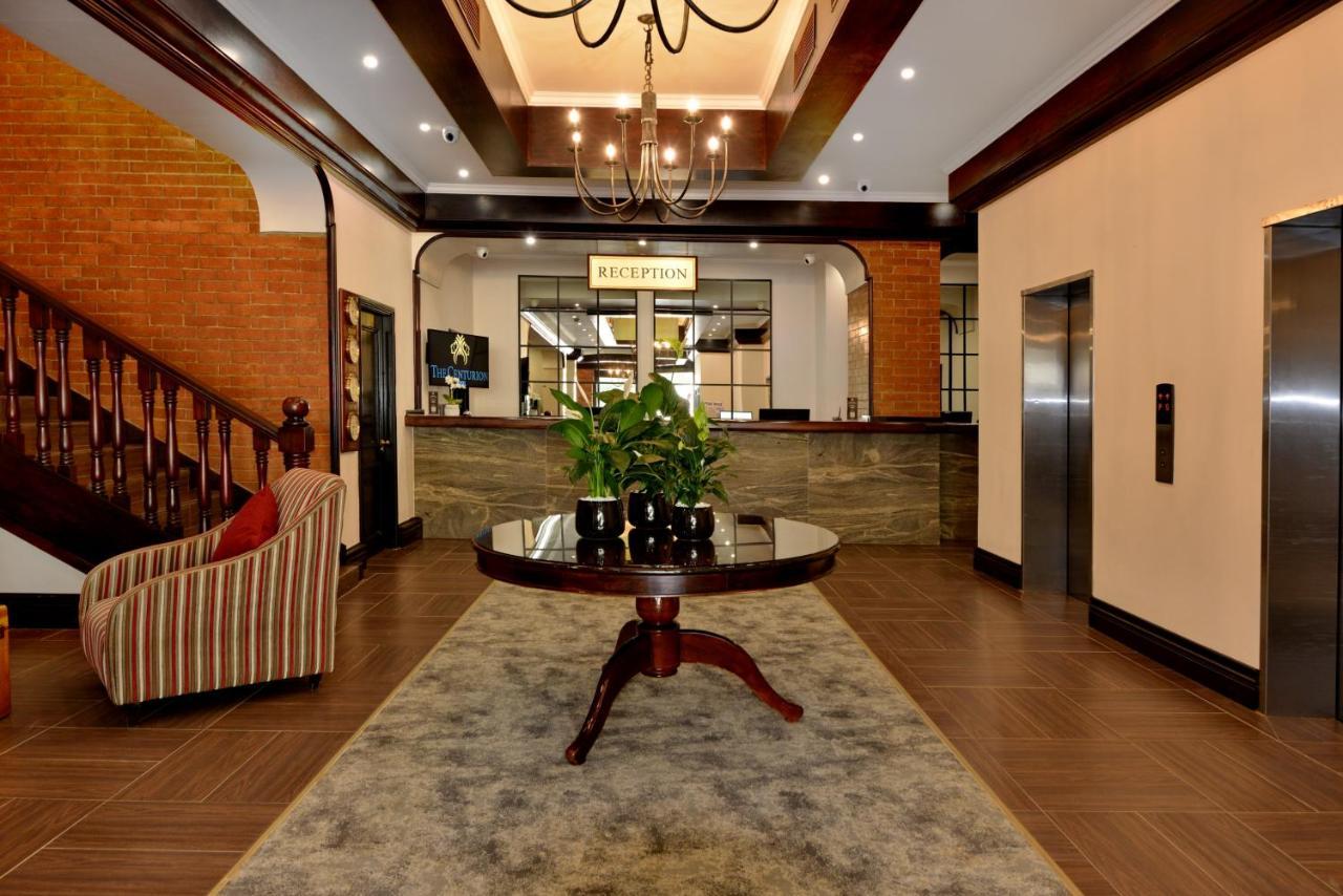 The Centurion Hotel エクステリア 写真
