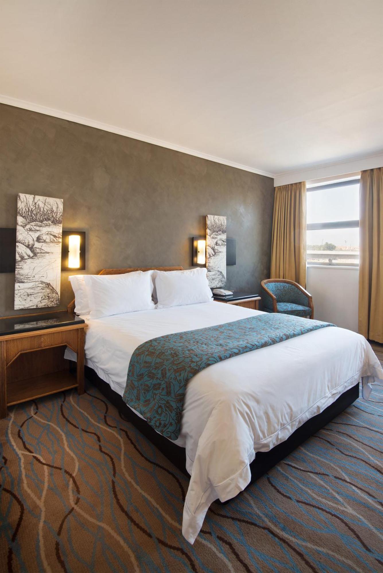 The Centurion Hotel エクステリア 写真