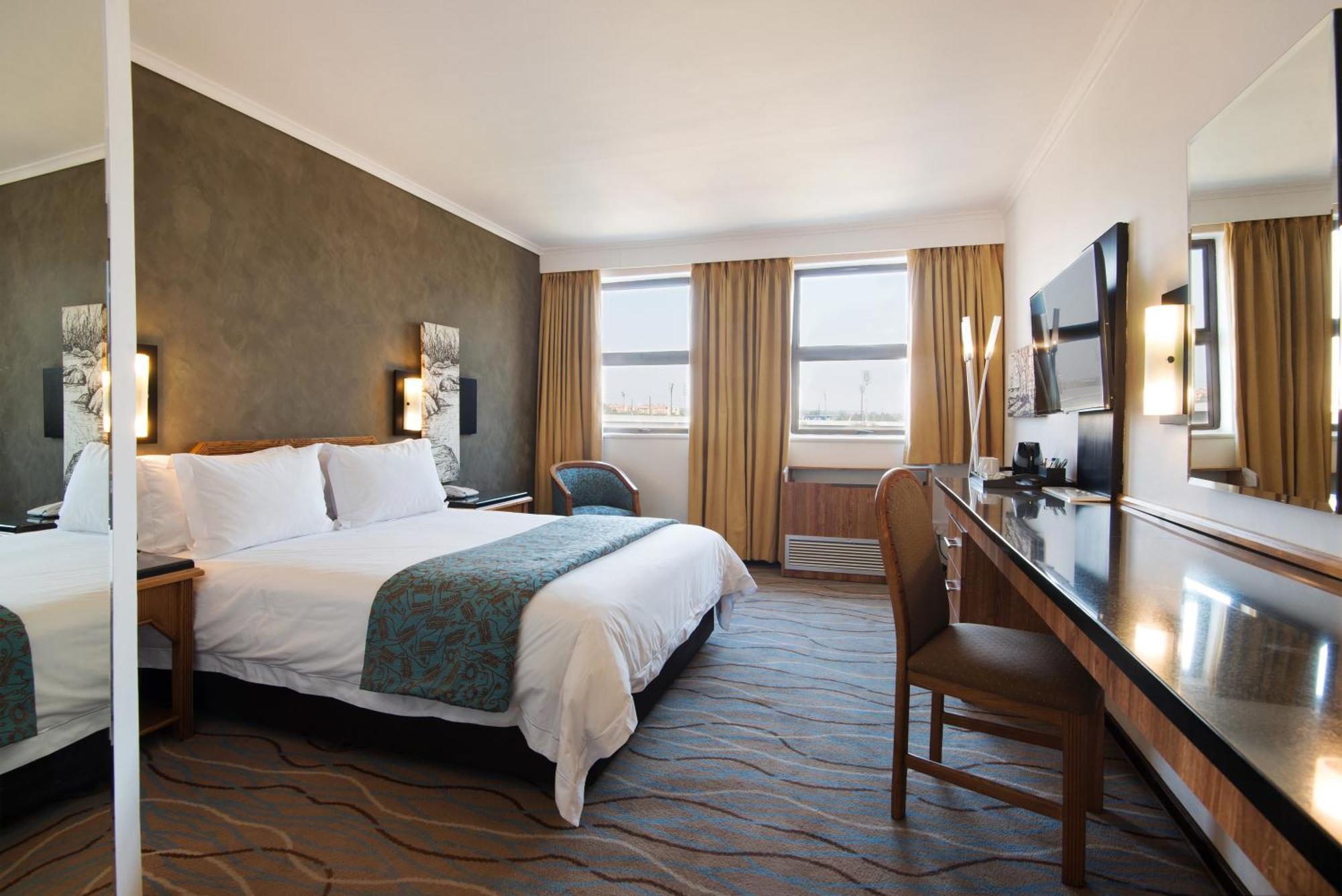 The Centurion Hotel エクステリア 写真