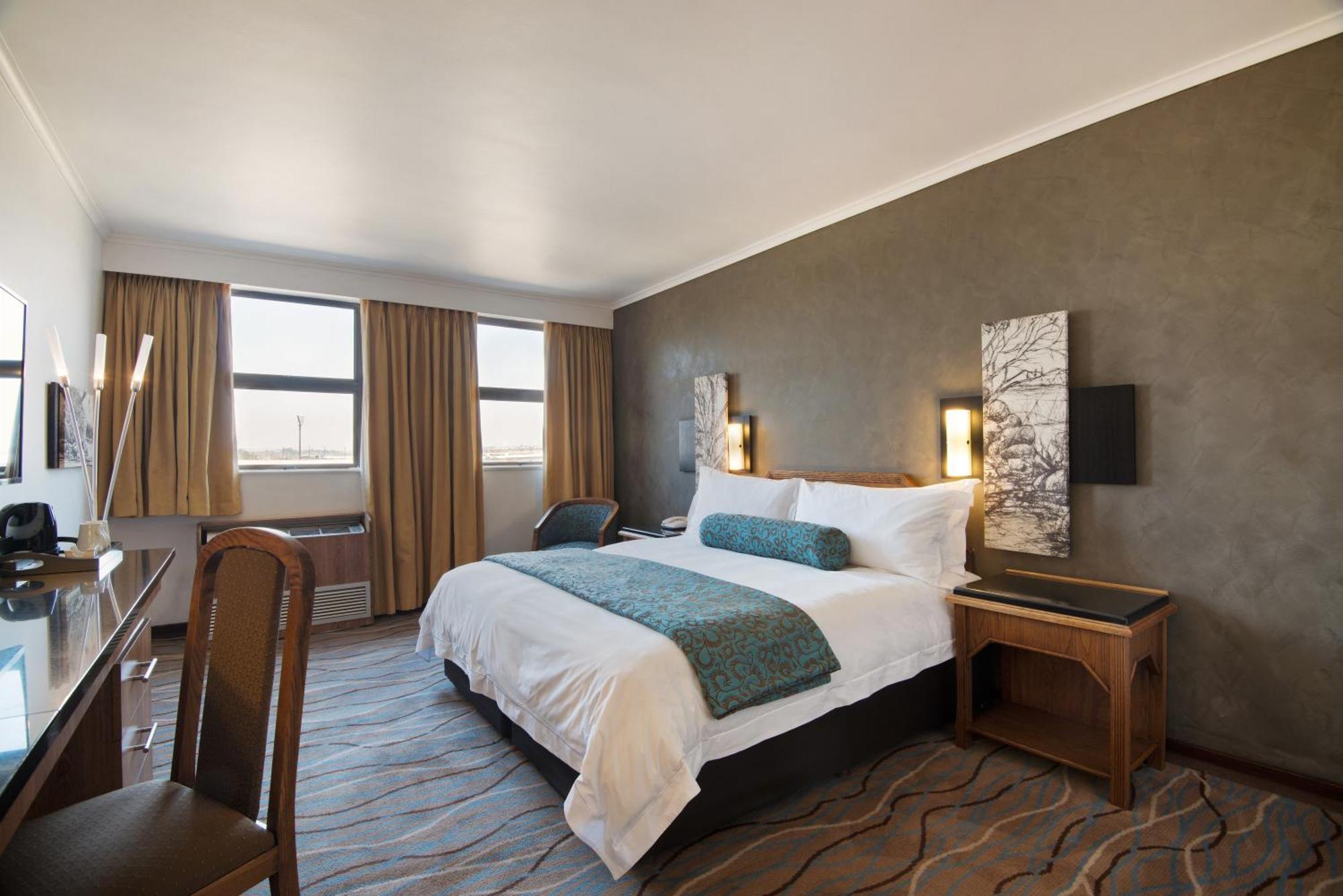The Centurion Hotel エクステリア 写真