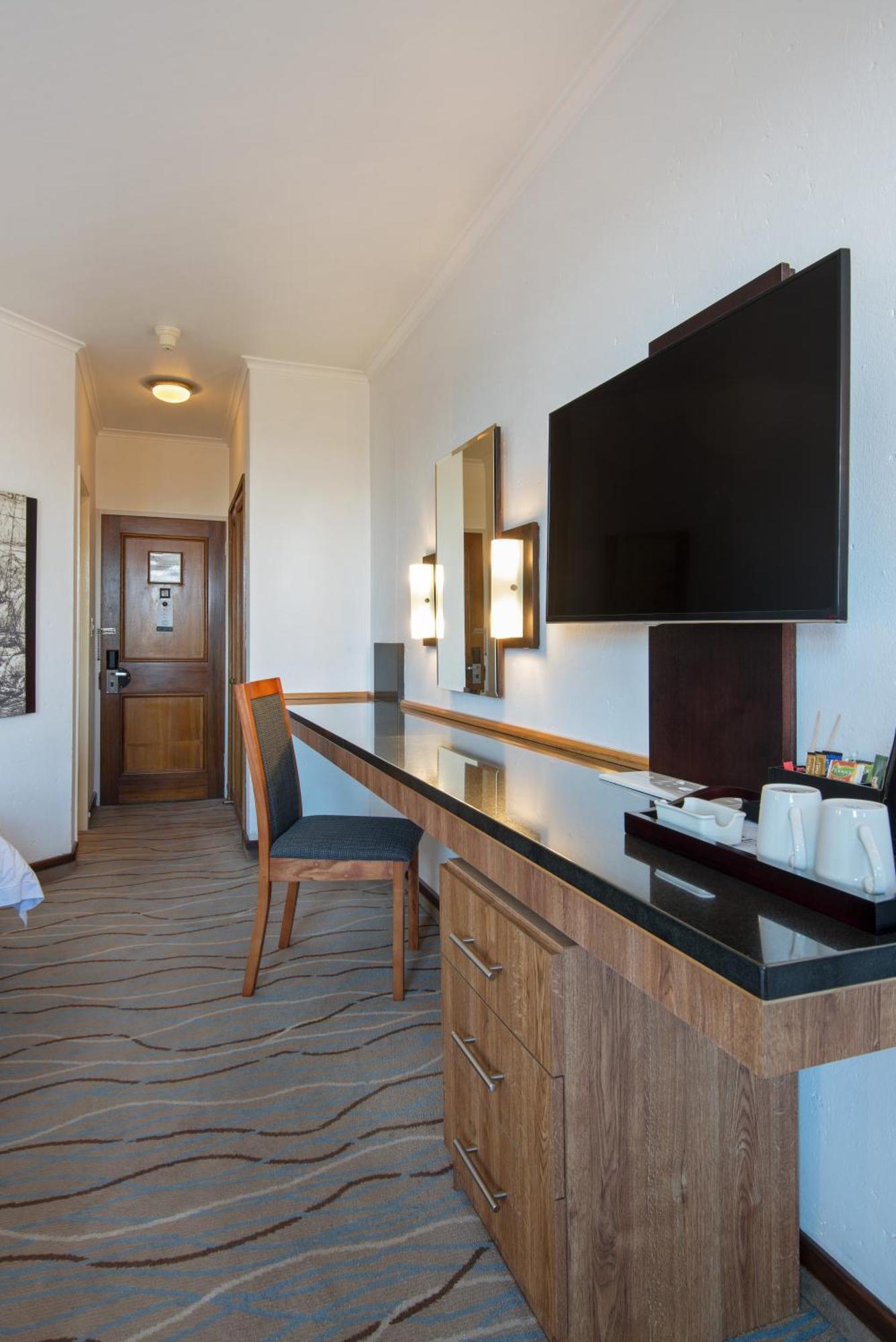 The Centurion Hotel エクステリア 写真